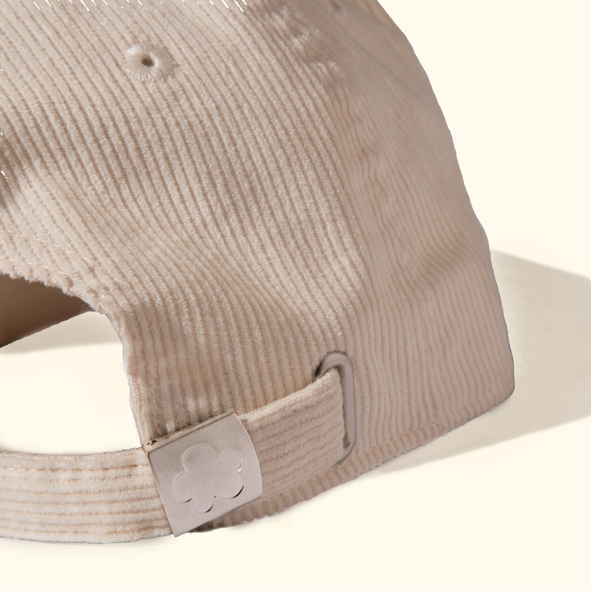 DIRTY TUFT HAT