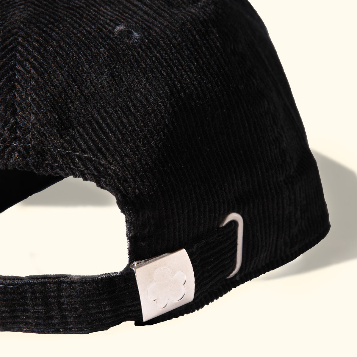 INKY TUFT HAT